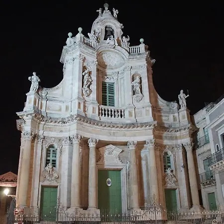 Etna Paradise Locazioni Brevi Tatil Evi Ragalna